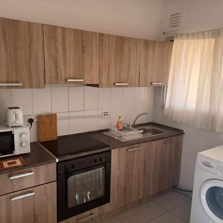 לימסול Terpsichore Holiday Apts מראה חיצוני תמונה