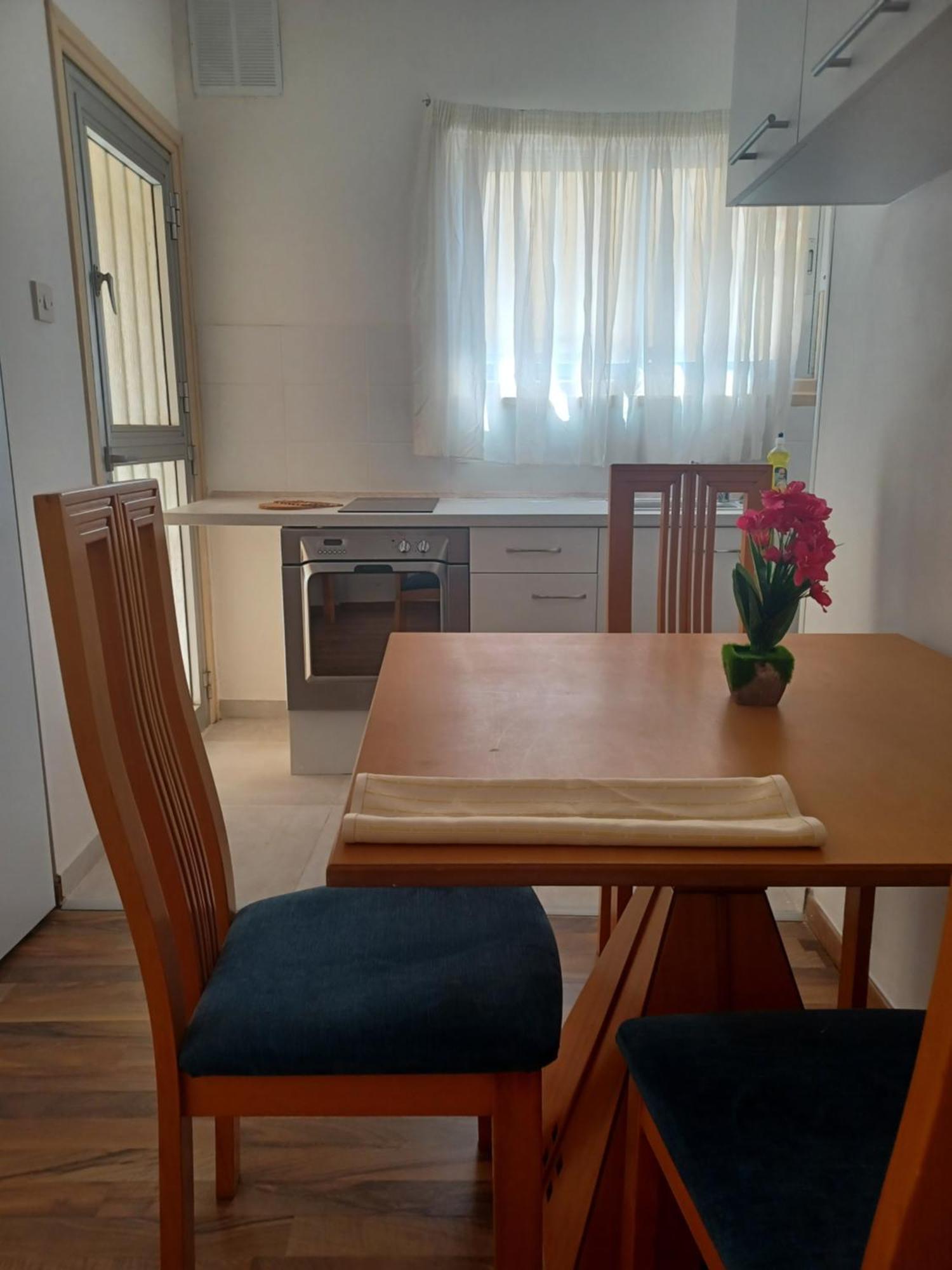 לימסול Terpsichore Holiday Apts מראה חיצוני תמונה