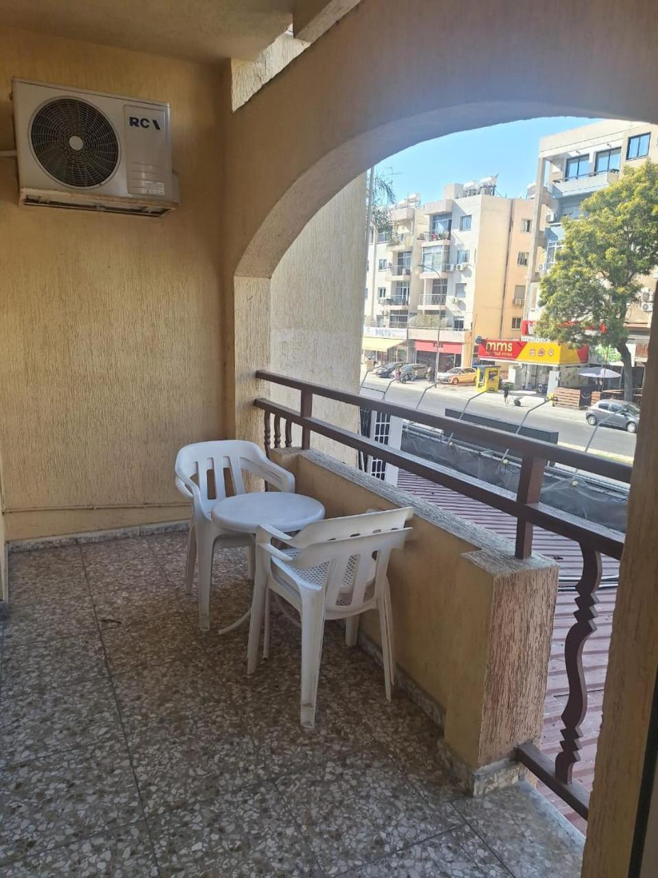 לימסול Terpsichore Holiday Apts מראה חיצוני תמונה